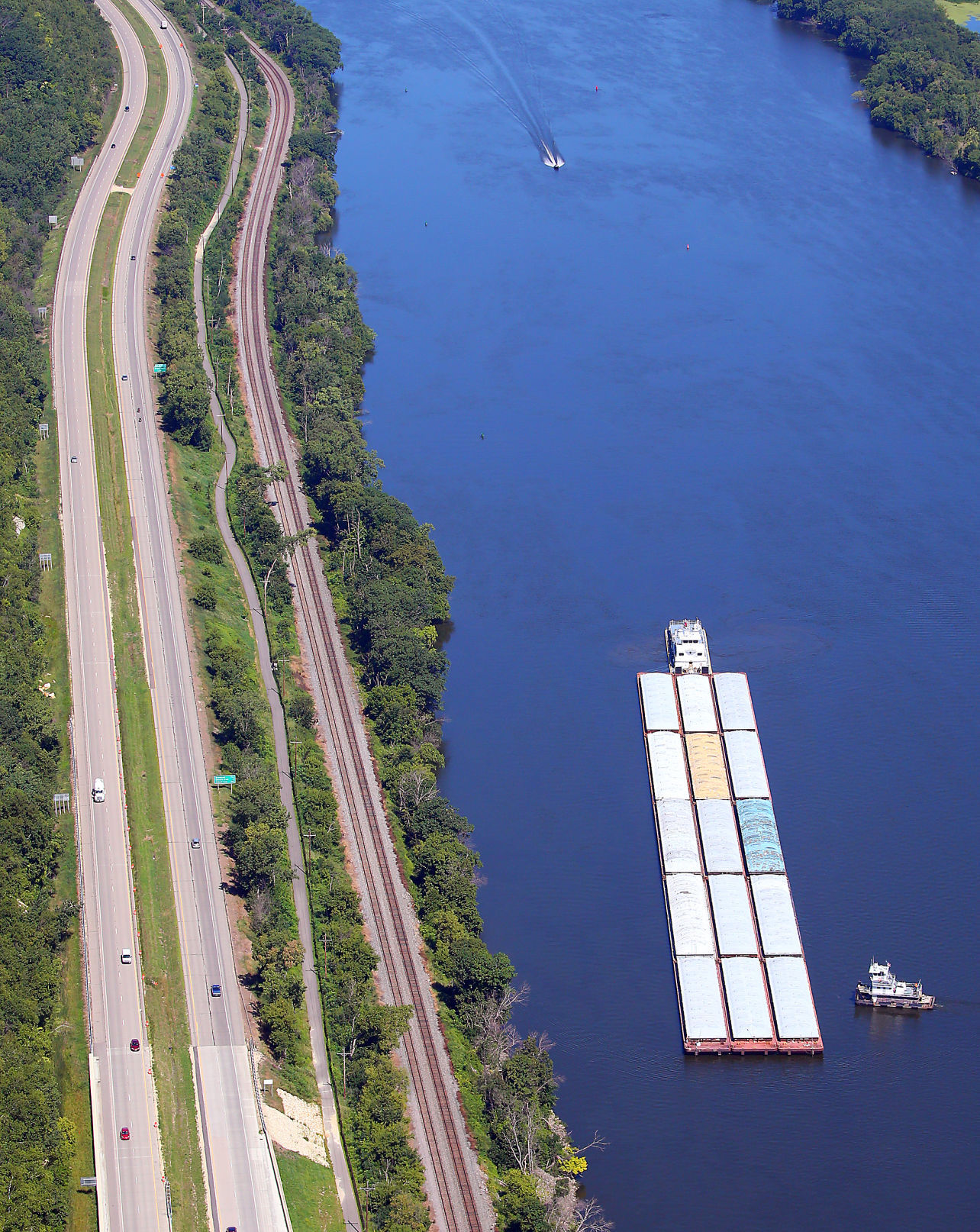 Dresbach Lock and Dam